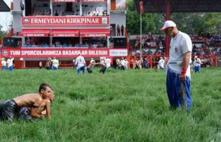 662. Tarihi Kırkpınar Yağlı Güreşleri'nde İlk Gün Geride Kaldı