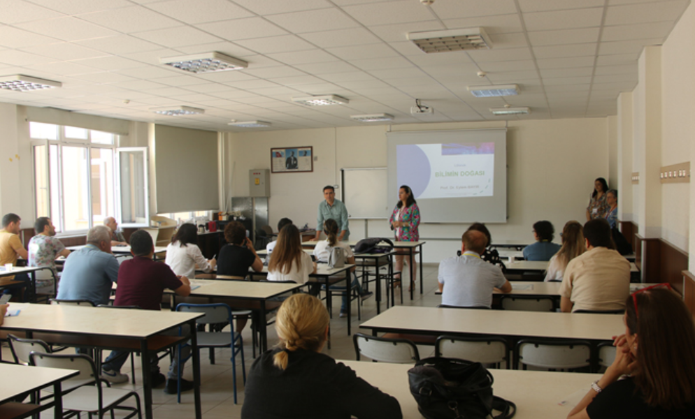 Edirne'de Fen Bilimleri Öğretmenlerine Seminer Verildi