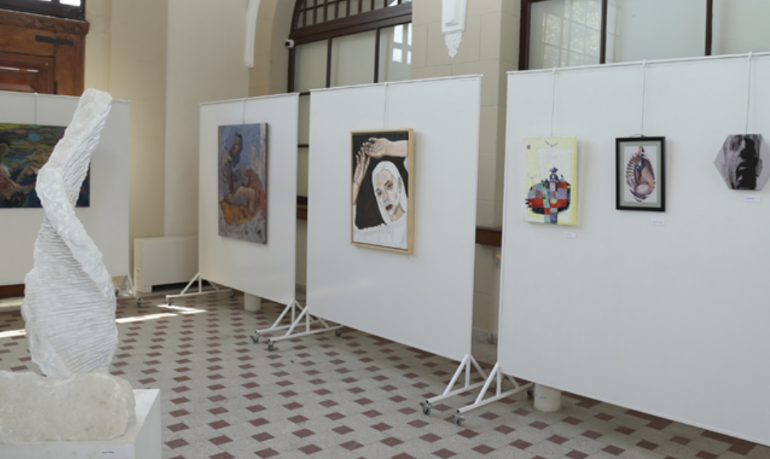 Trakya Üniversitesi Güzel Sanatlar Fakültesi Yepyeni Bir Sergiyle Geliyor