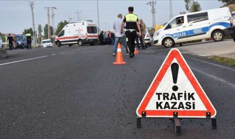 Tekirdağ'da 2 Otomobilin Çarpıştığı Kazada 1 Kişi Öldü, 7 Kişi Yaralandı