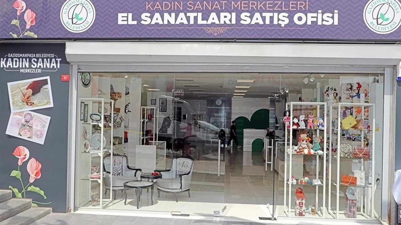 Binlerce Kadına El Sanatları Satış Ofisleri Gelir Sağladı