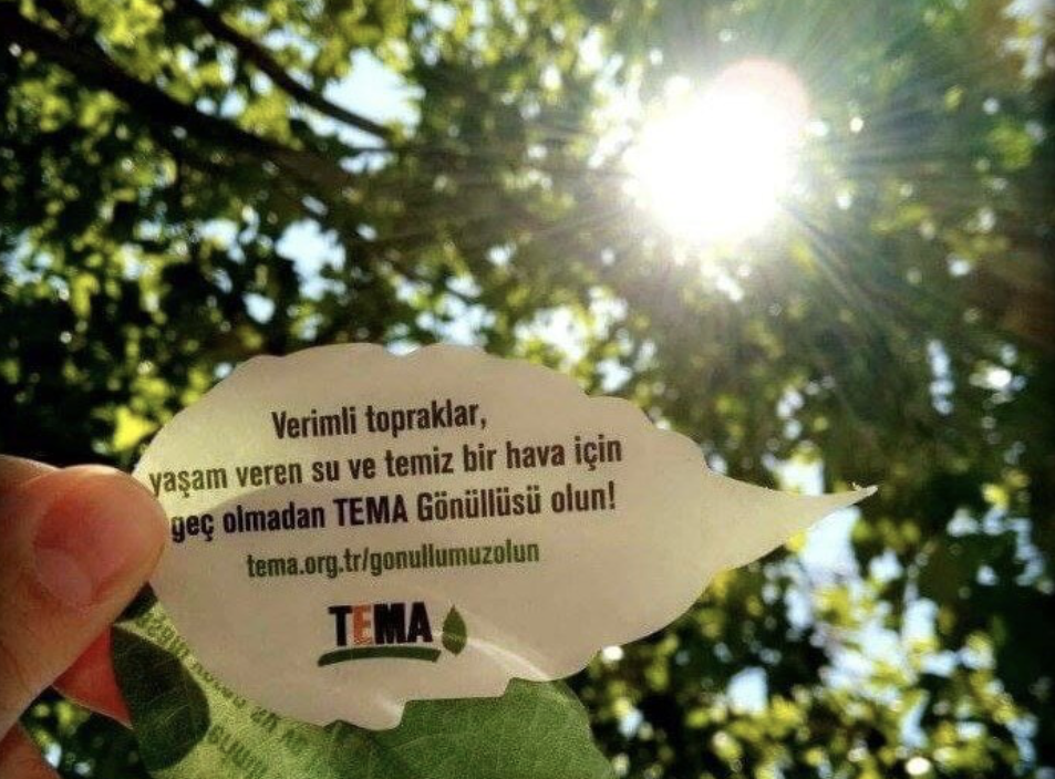 TEMA Lüleburgaz'dan Okul Yöneticilerine Plaket