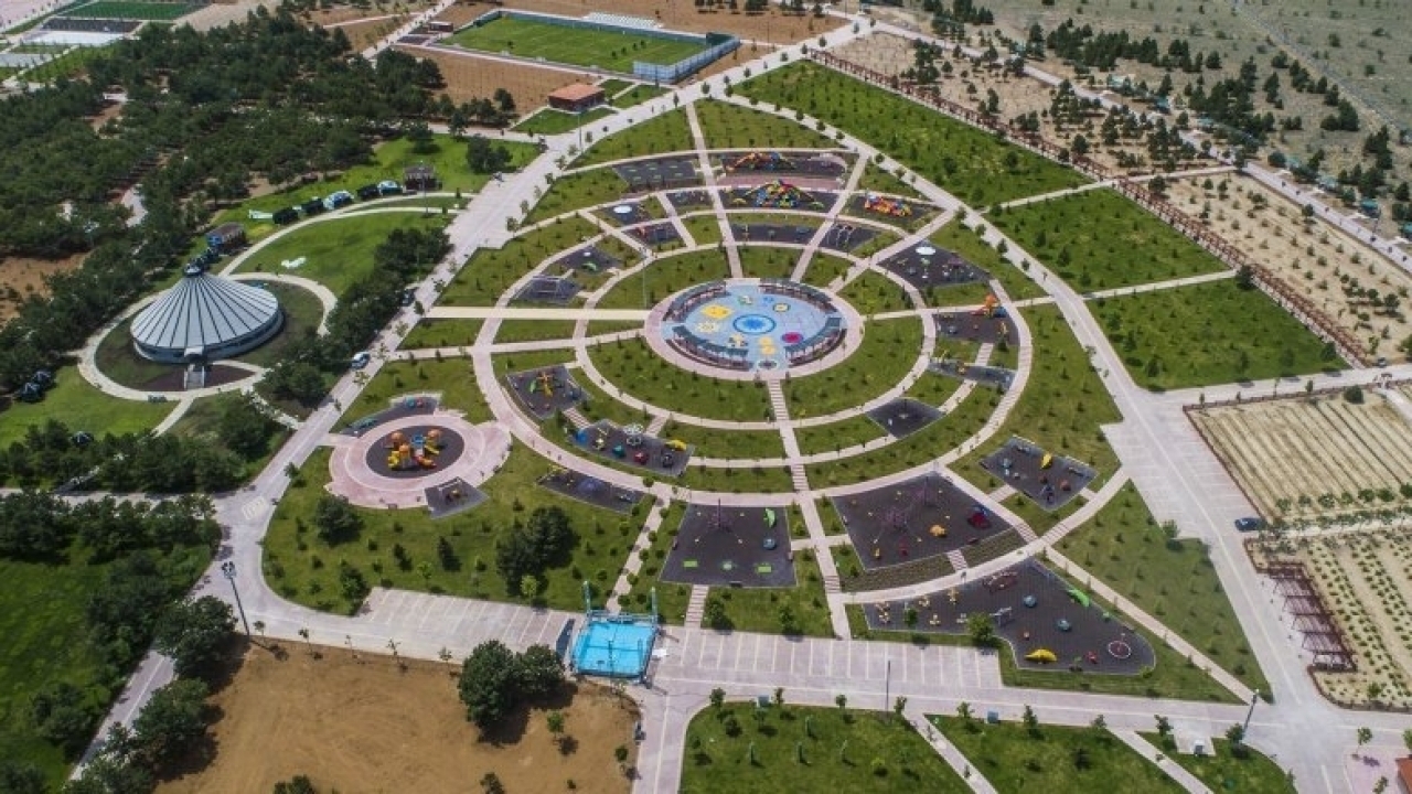 Çorlu'daki Millet Bahçesi En Hareketli Yaşam Alanı Oldu