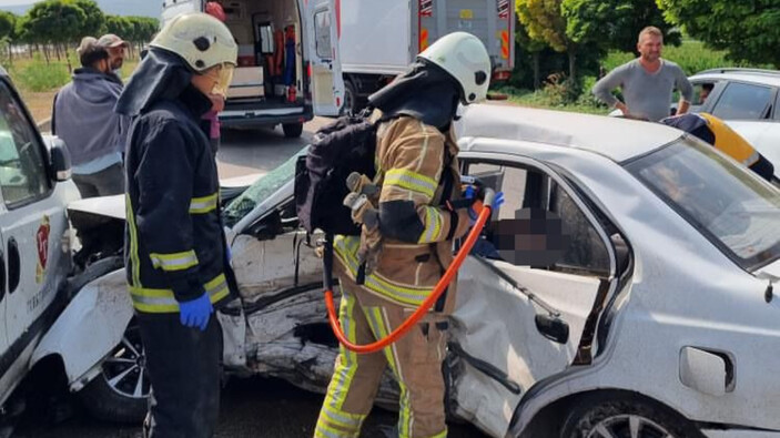 Bursa'daki Trafik Kazasında Yaşlı Çift Yaşamını Yitirdi