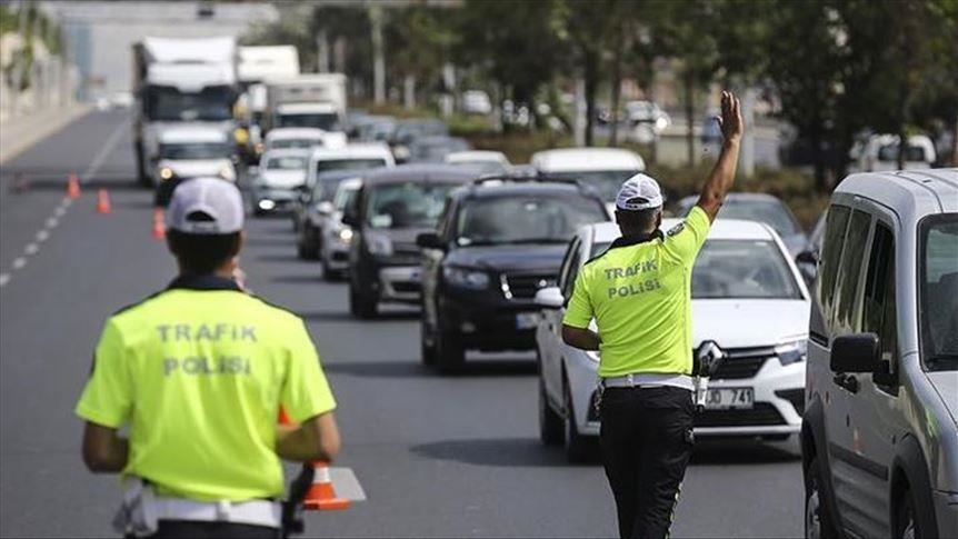 Sürücülere Denetimlerde 49 Bin 595 Lira Ceza Kesildi