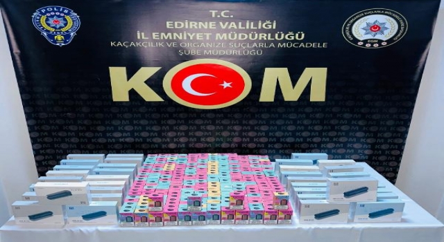 Edirne'de Gümrük Kaçağı 50 Elektronik Sigara Ele Geçirildi