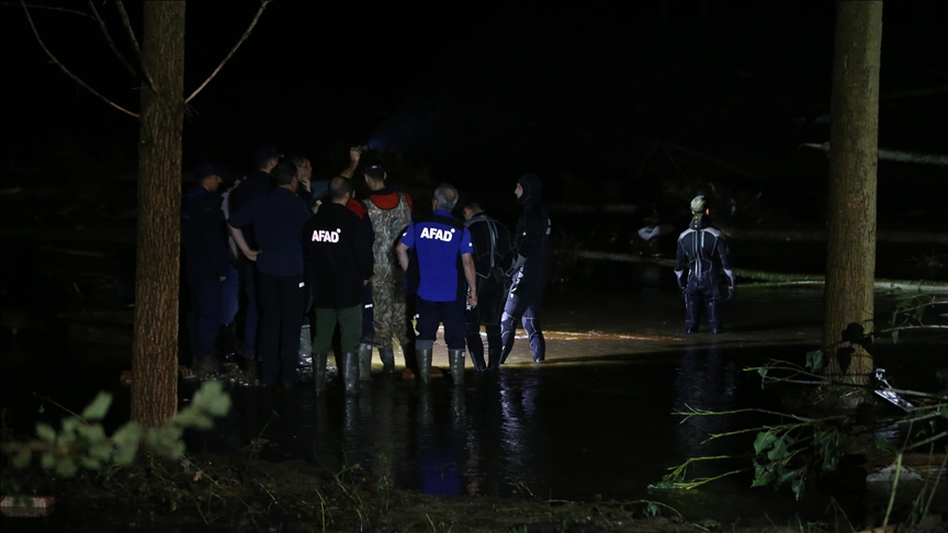 Kırklareli'ndeki Selde Kaybolanları Arama Kurtarma Çalışmaları Devam Ediyor