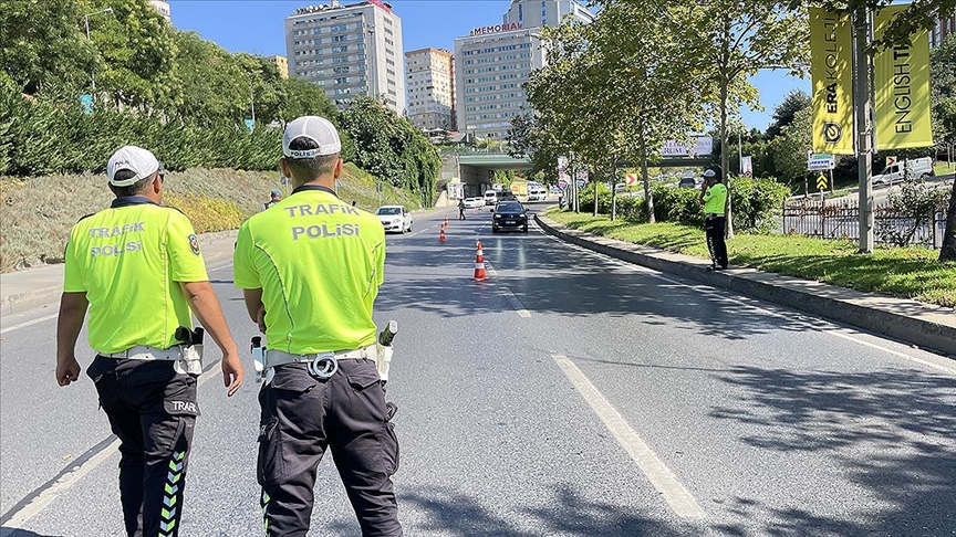 Emniyet Genel Müdürlüğünden Ülke Genelinde Trafik Denetimi