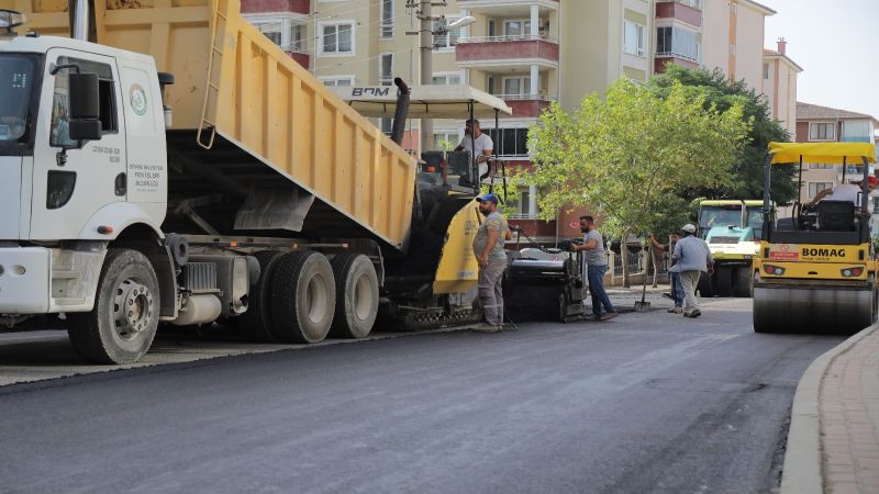 Edirne'de Asfaltlama Çalışmaları Devam Ediyor