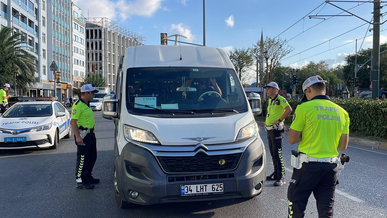 İstanbul'da Okul Servisleri Denetlendi