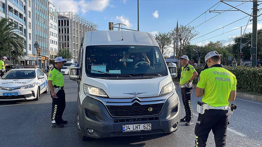 Okul Servis Araçlarına Yönelik Denetimler Sürüyor