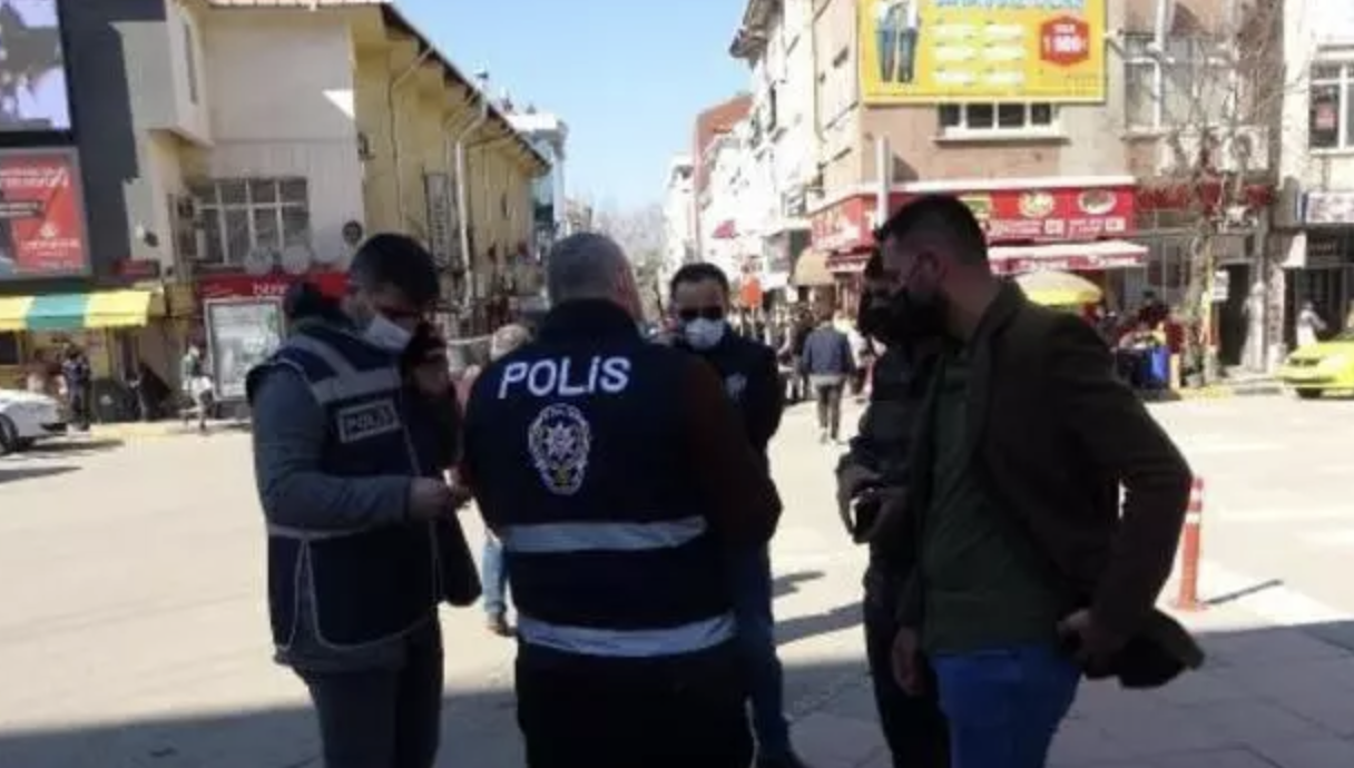 Keşan'da Aranması Olan 14 Şahıs Tutuklandı