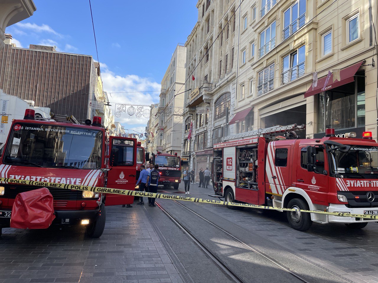 İş Merkezinde Çıkan Yangın Söndürüldü