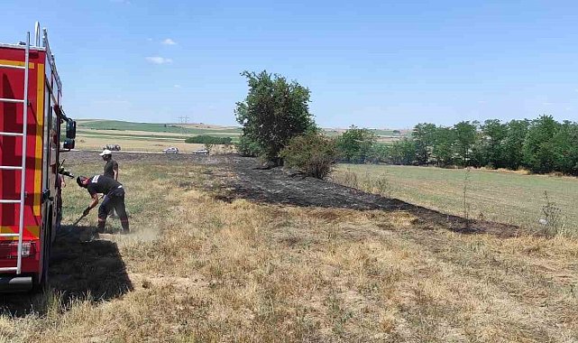 Lüleburgaz'da Çıkan Anız Yangını Söndürüldü