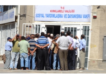 Kırklareli'nde İhtiyaç Sahiplerine Yardımlar Sürüyor