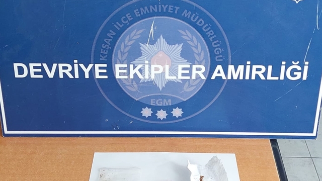 Edirne'de Uyuşturucu Ticareti Yapan 5 Kişi Gözaltına Alındı