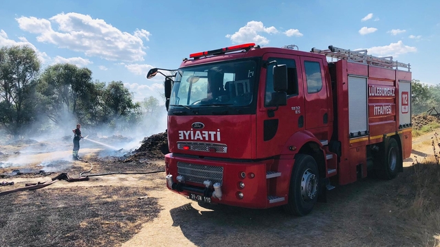 Kırklareli'nde Metruk Binada Çıkan Yangın Söndürüldü