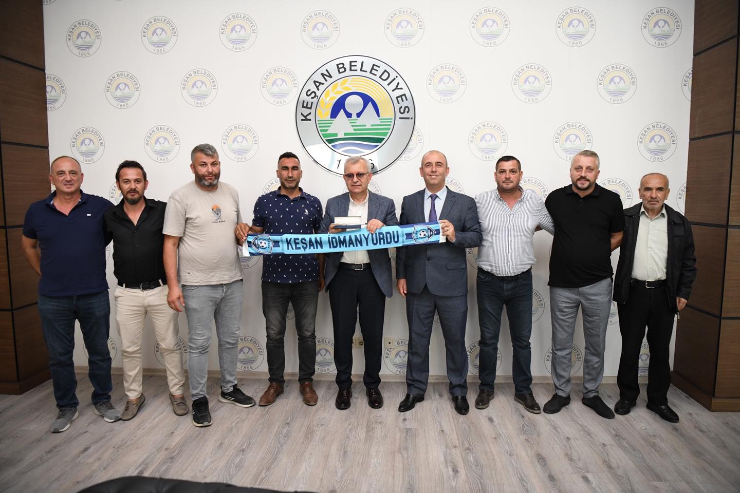 Başkan Helvacıoğlu İdmanyurdu Kulübü'nü Ağırladı