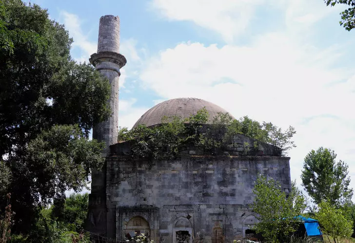 Edirne'de Tarihi Cami Minaresindeki Paratonerin Bakır Borusu Çalındı