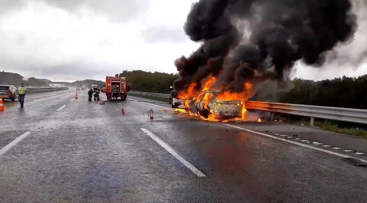 Zincirleme Trafik Kazasında 4 Kişi Yaralandı