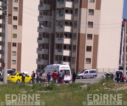 Edirne'de Taksici Yayaya Çarptı: 1 Yaralı