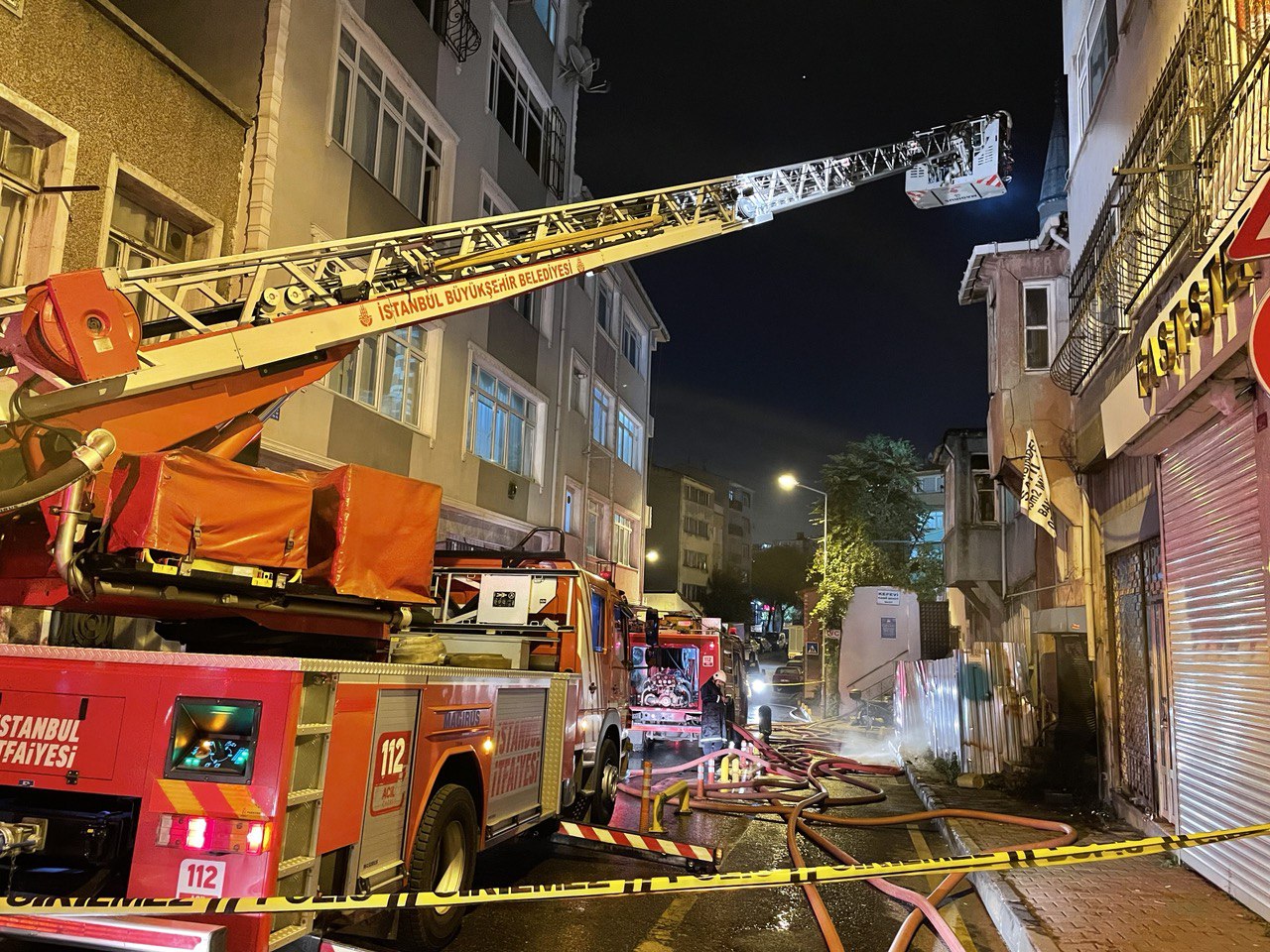 Metruk Binada Yangın Çıktı: 1 Gözaltı