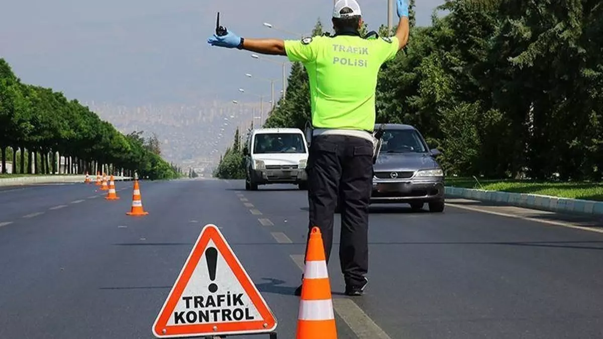 Dron Destekli Kırmızı Işık İhlali Denetimi Gerçekleştirildi