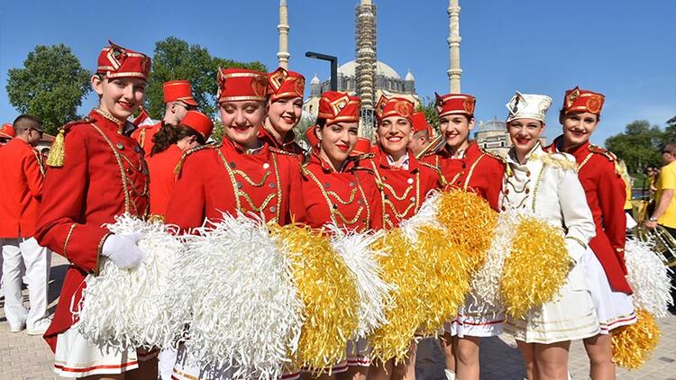 Edirne'de Uluslararası Bando Ve Ciğer Festivali Renkli Görüntülere Sahne Oldu