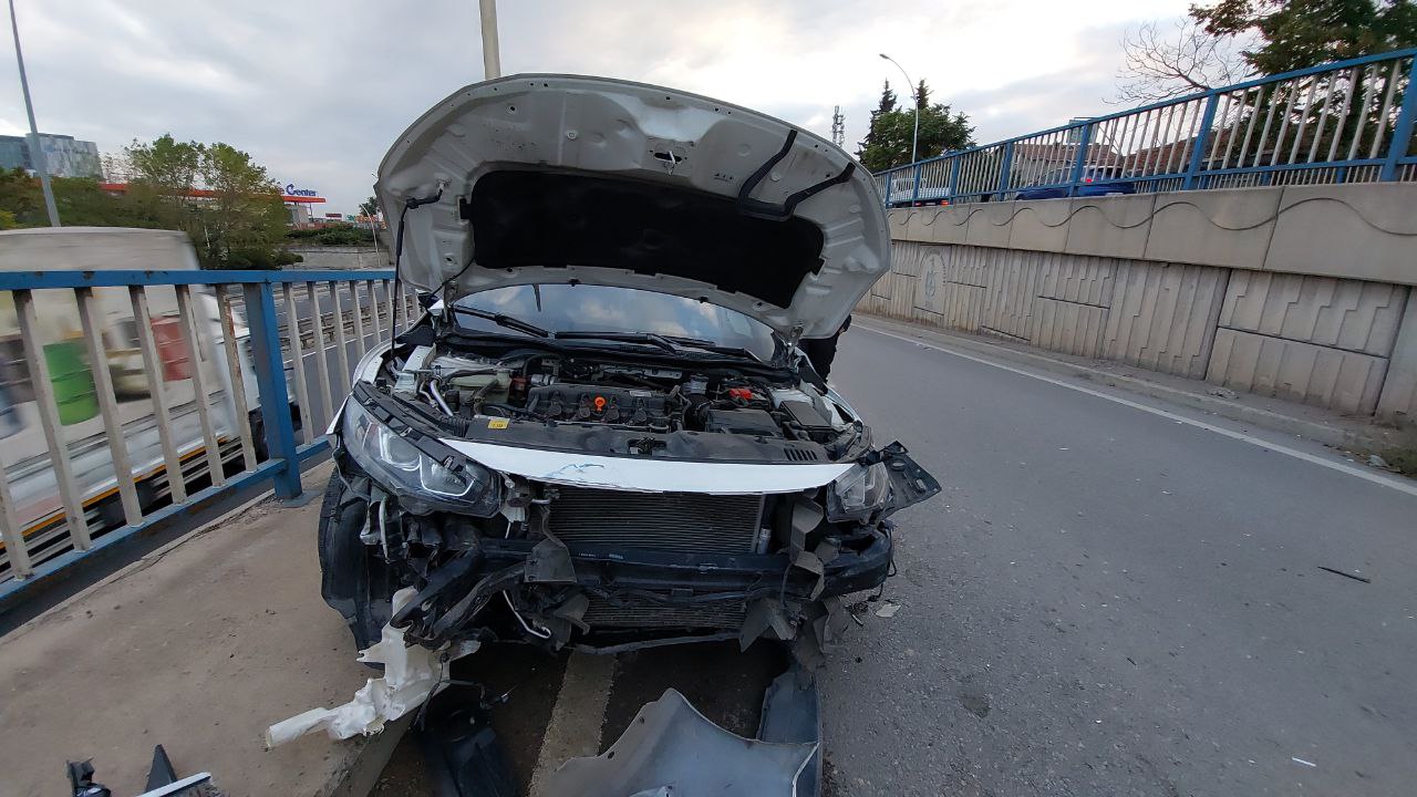 Tırla Otomobil Çarpıştı: 1 Kişi Yaralandı