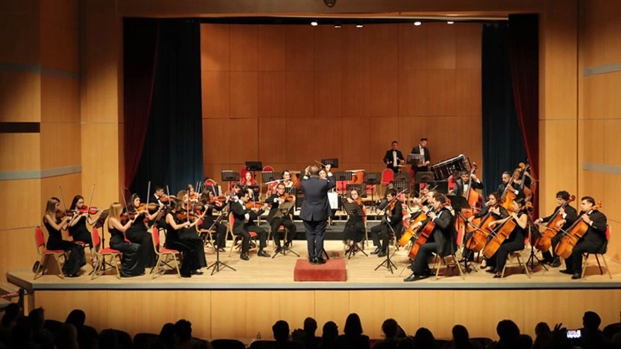 Balkan Senfoni Orkestrası Sezonu Konserle Açtı