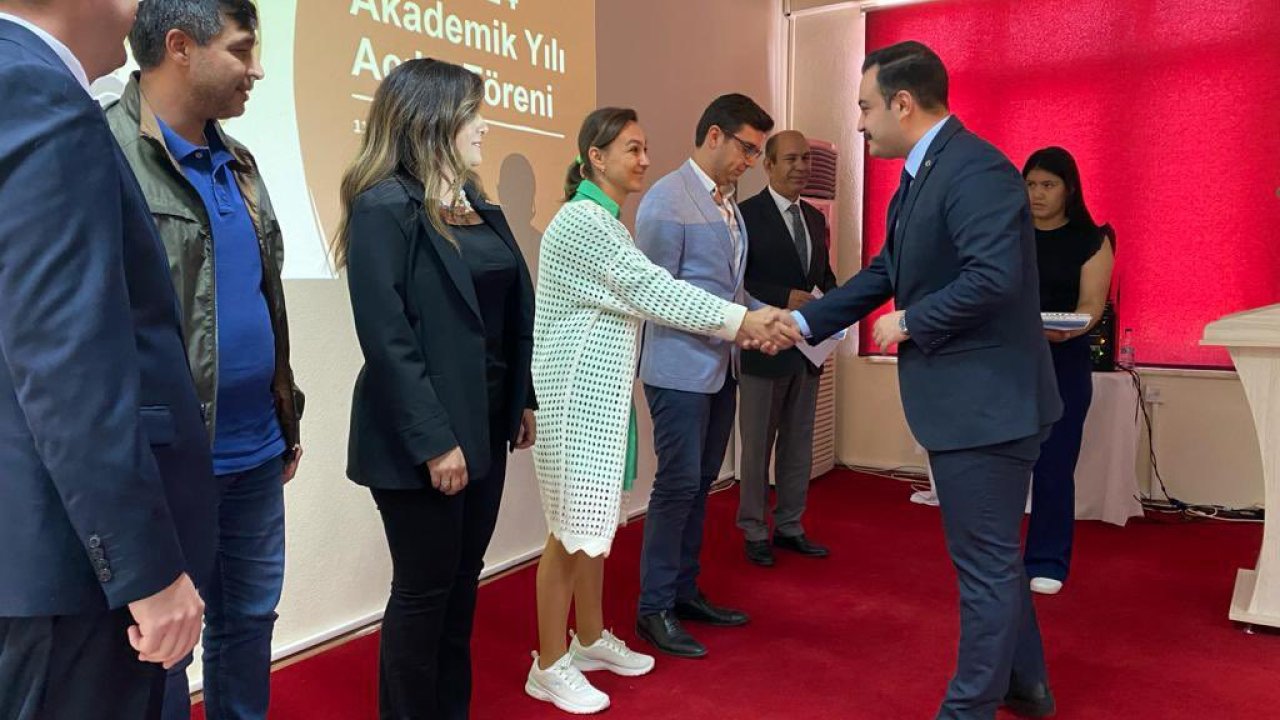 Trakya Üniversitesi'nde Akademik Yıl Açılış Töreni Yapıldı