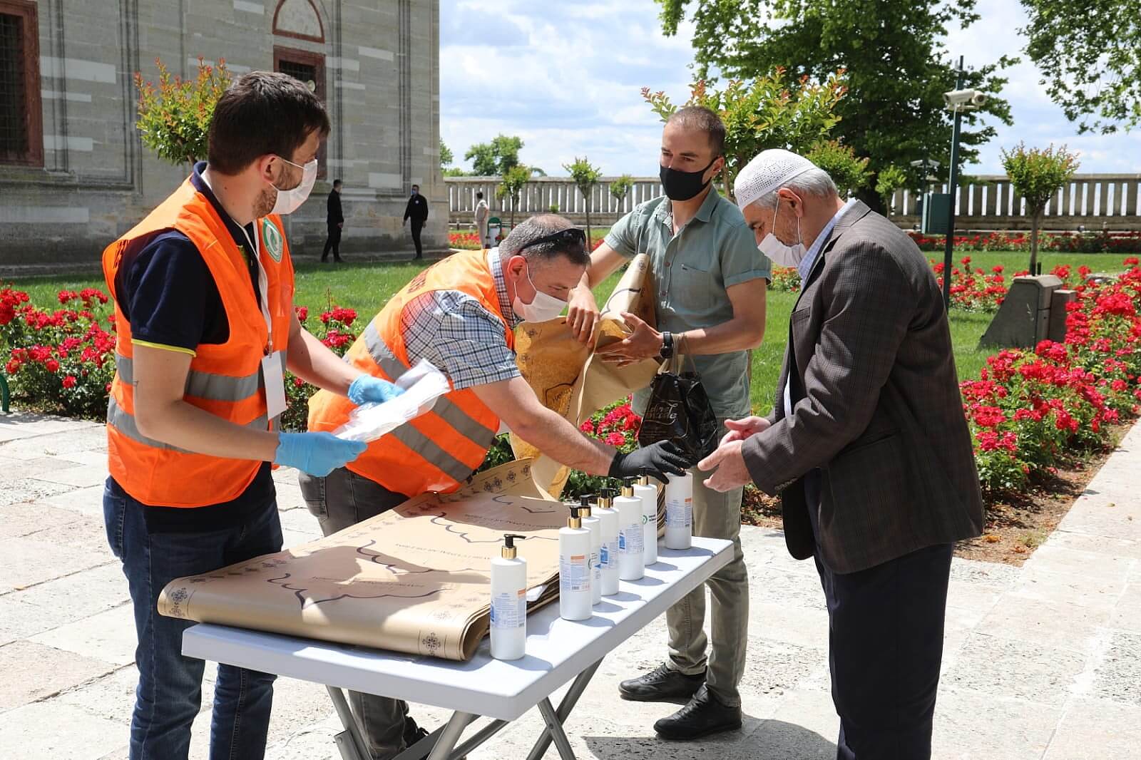 Uzun aranın ardından ilk cuma namazı