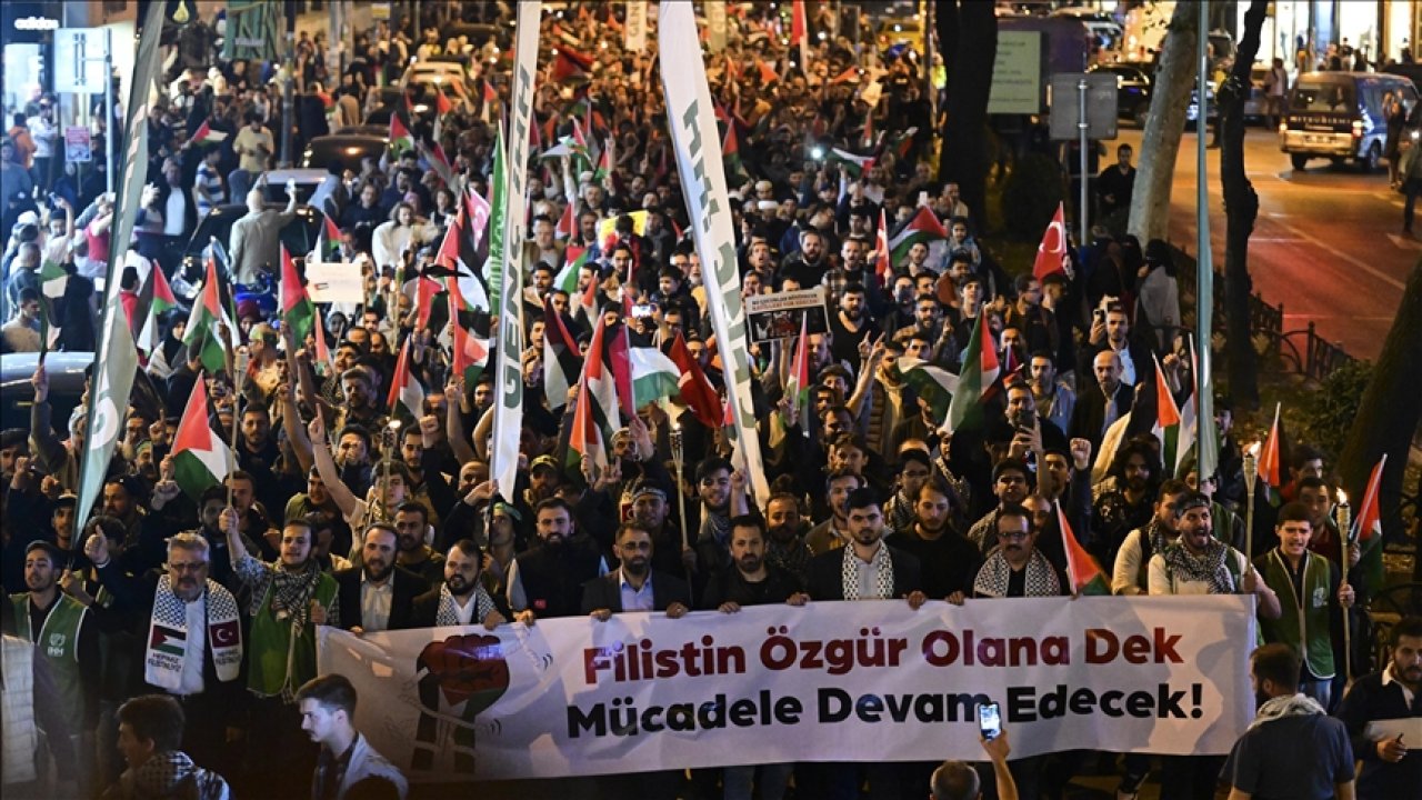 Filistin İçin Yürüyoruz Etkinliğinde İsrail Protesto Edildi