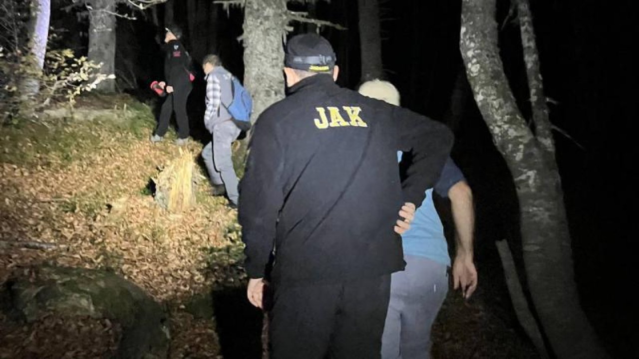 Ekipler Uludağ'da Kaybolan 2 Kişiyi Buldu