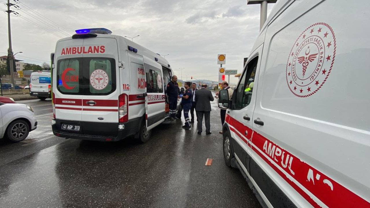 Tırla Belediye Otobüsü Çarpıştı: 9 Yaralı