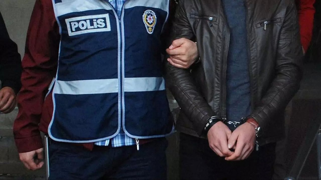 Kocaeli'de 12 Düzensiz Göçmen Yakalandı: 1 Tutuklama