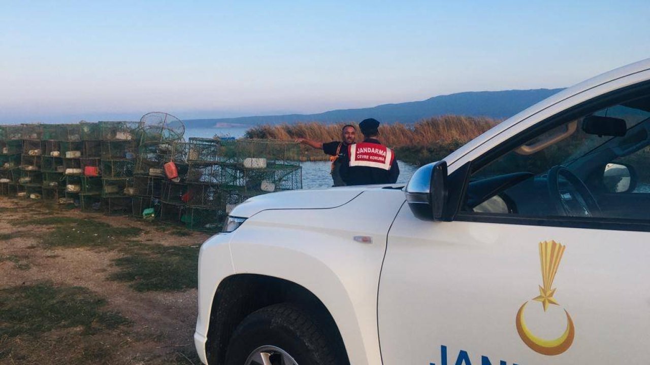 Edirne'de Jandarma Mavi Yengeç Avcılarını Denetledi