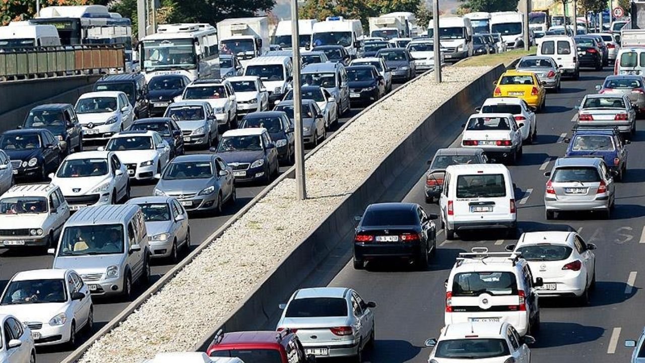 Trakya'da Motorlu Kara Taşıtı Sayısı 652 Bin 70'e Ulaştı