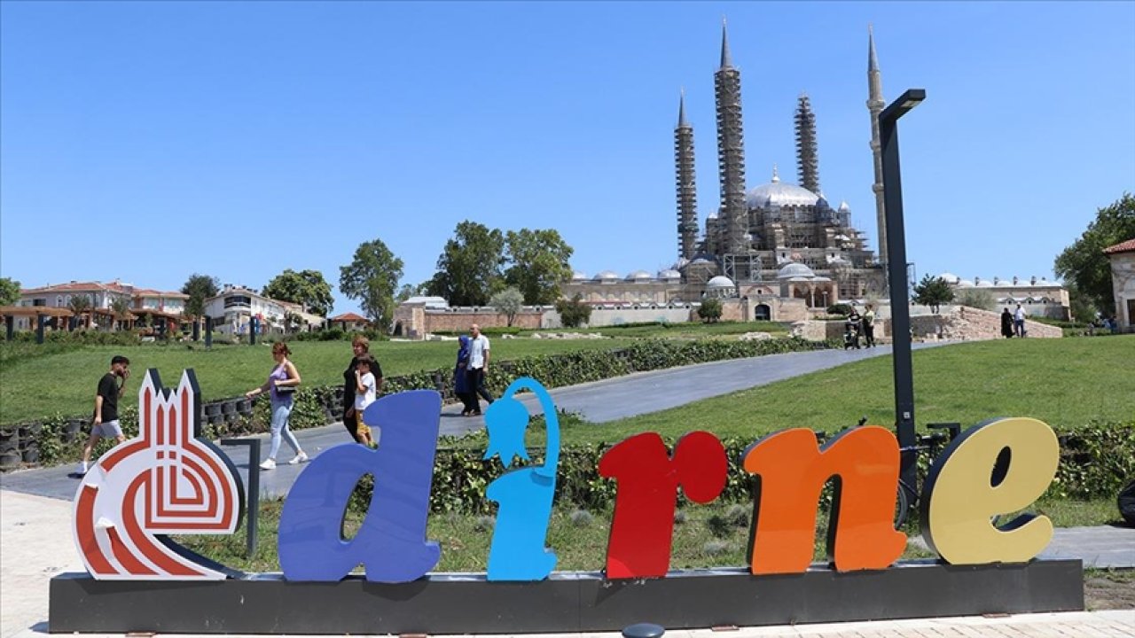 Edirne'den Geçen Ziyaretçilerin Kent Turizmine Kazandırılması Hedefleniyor