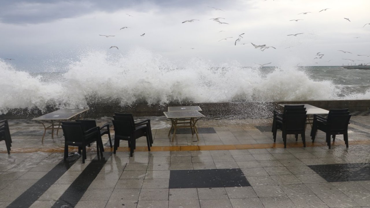 Tekirdağ'da Lodos Engeli Yaşanıyor