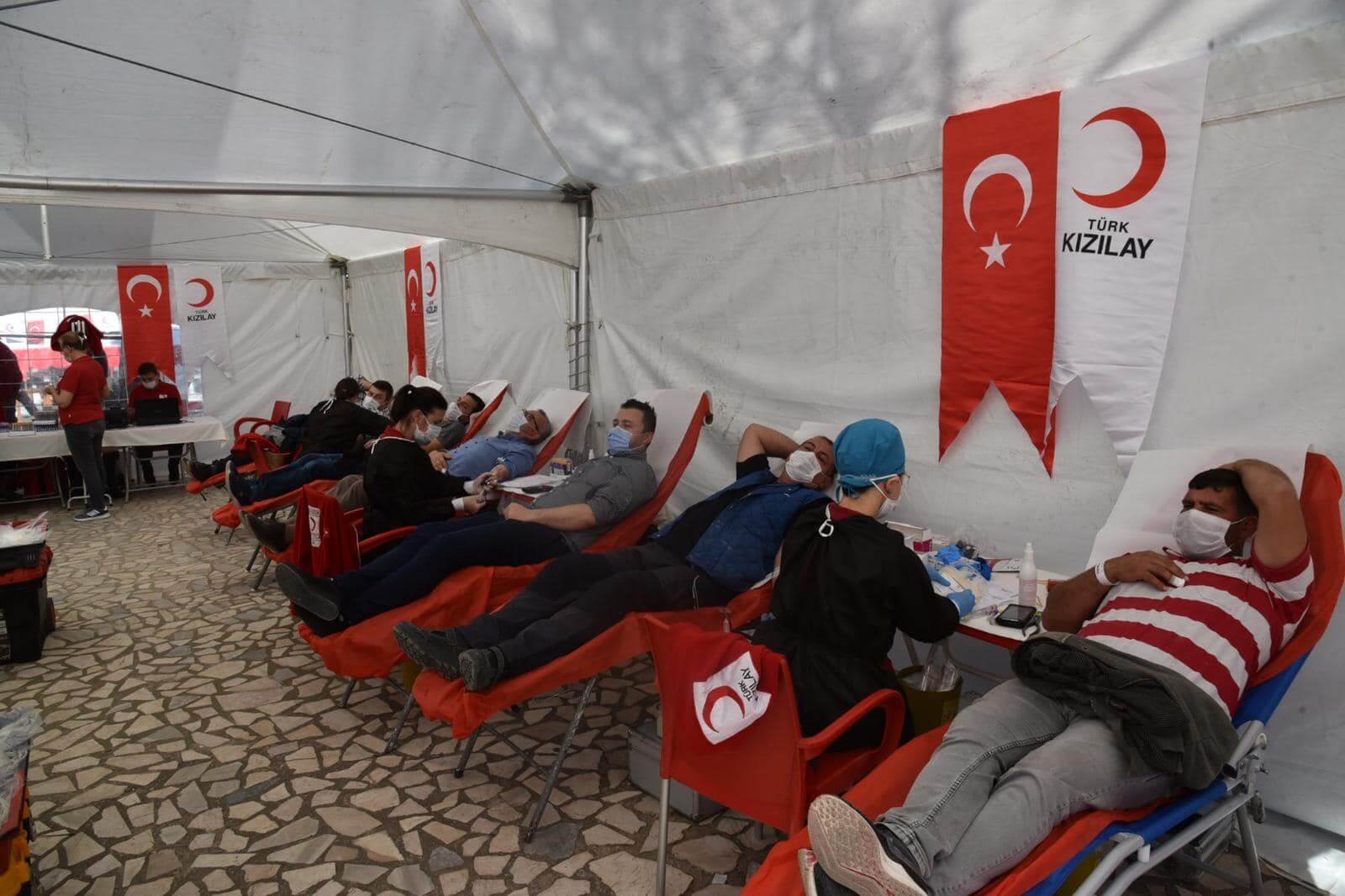 Kan bağışlayana 5 litre yağ