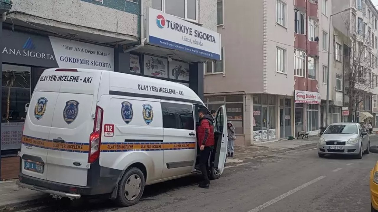 Tekirdağ'da Bir Genç Tartıştığı Babasını Öldürdü