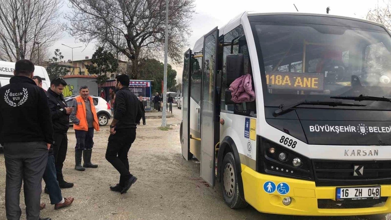 Otobüs Şoförü Tartıştığı Yolcu Tarafından Bıçaklandı