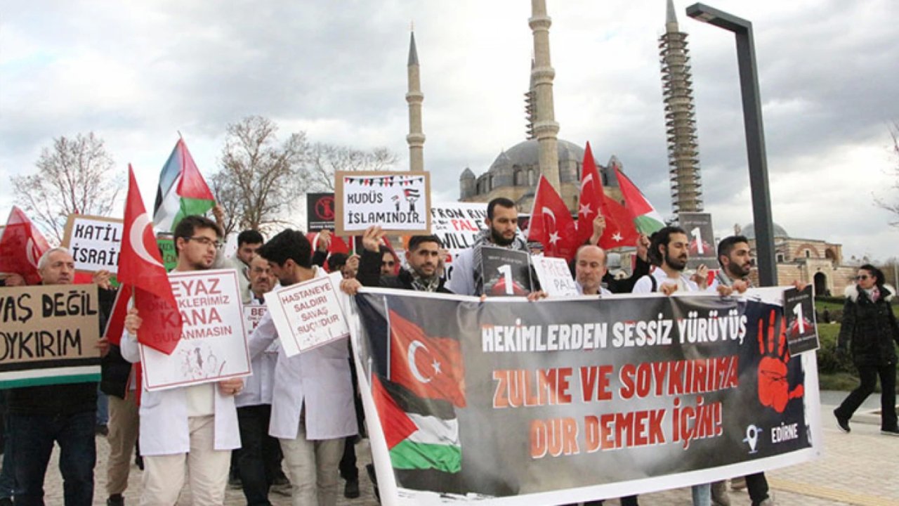 Edirne'de İsrail'in Gazze'ye Yönelik Saldırıları Protesto Edildi