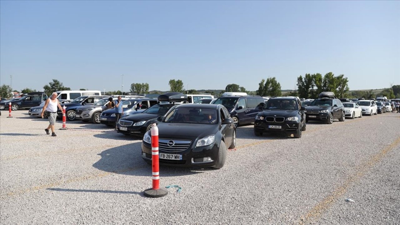 Tırlar Kapıkule'deki Gurbetçi Otoparkını Kullanacak