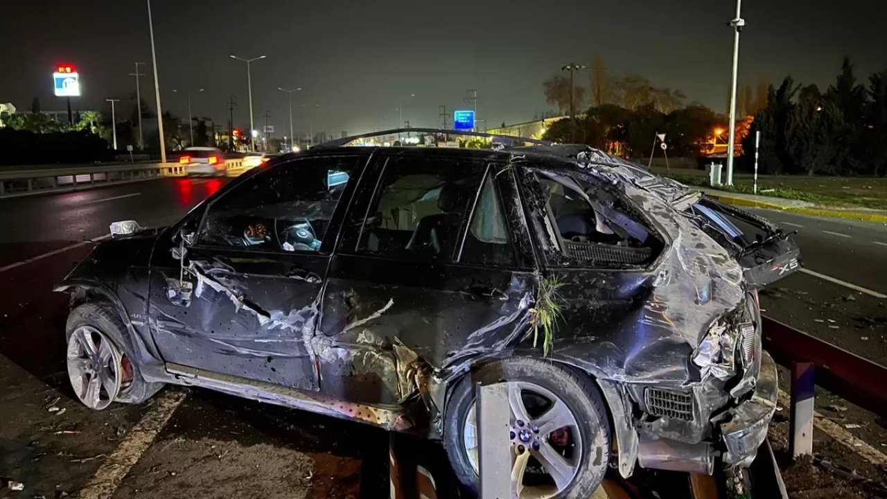 Zincirleme Trafik Kazası Yaşandı: 2 Yaralı