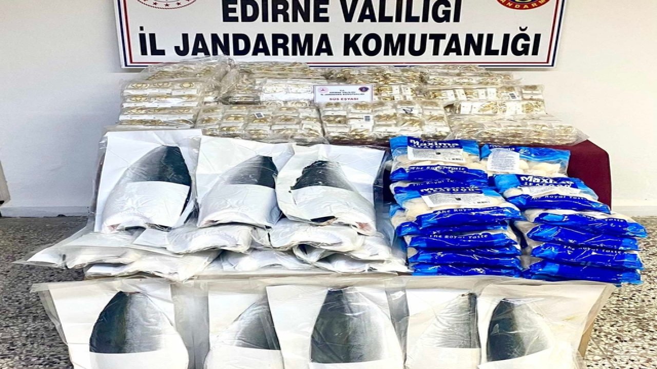 Edirne'deki Evden 4 Bin 117 Paket Sarma Sigara Çıktı