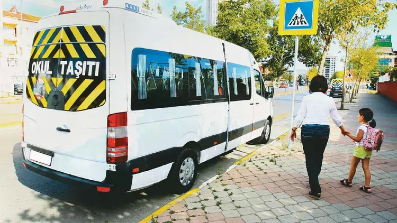 Okul Servis Şoförlerine Trafik Güvenliği Eğitimi Verildi