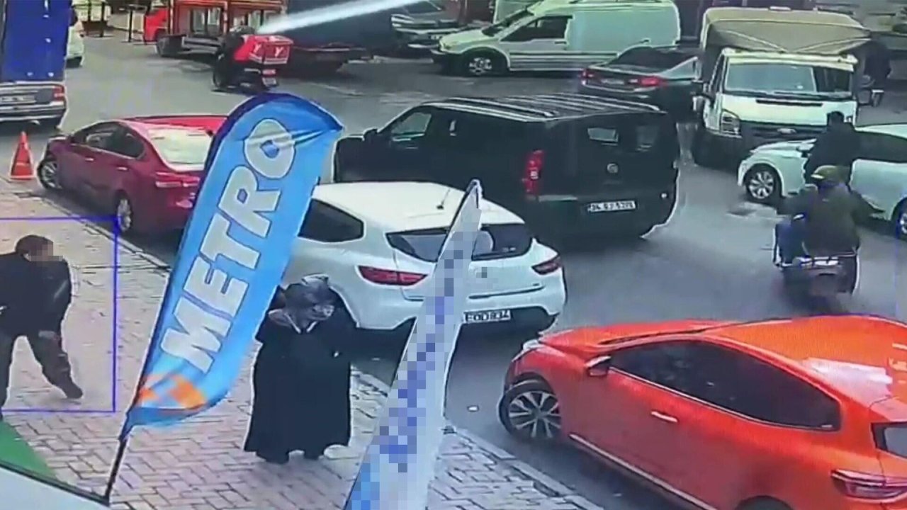 Motosikletteki Şüphelinin Silahla Ateş Açtığı 2 Kişi Yaralandı