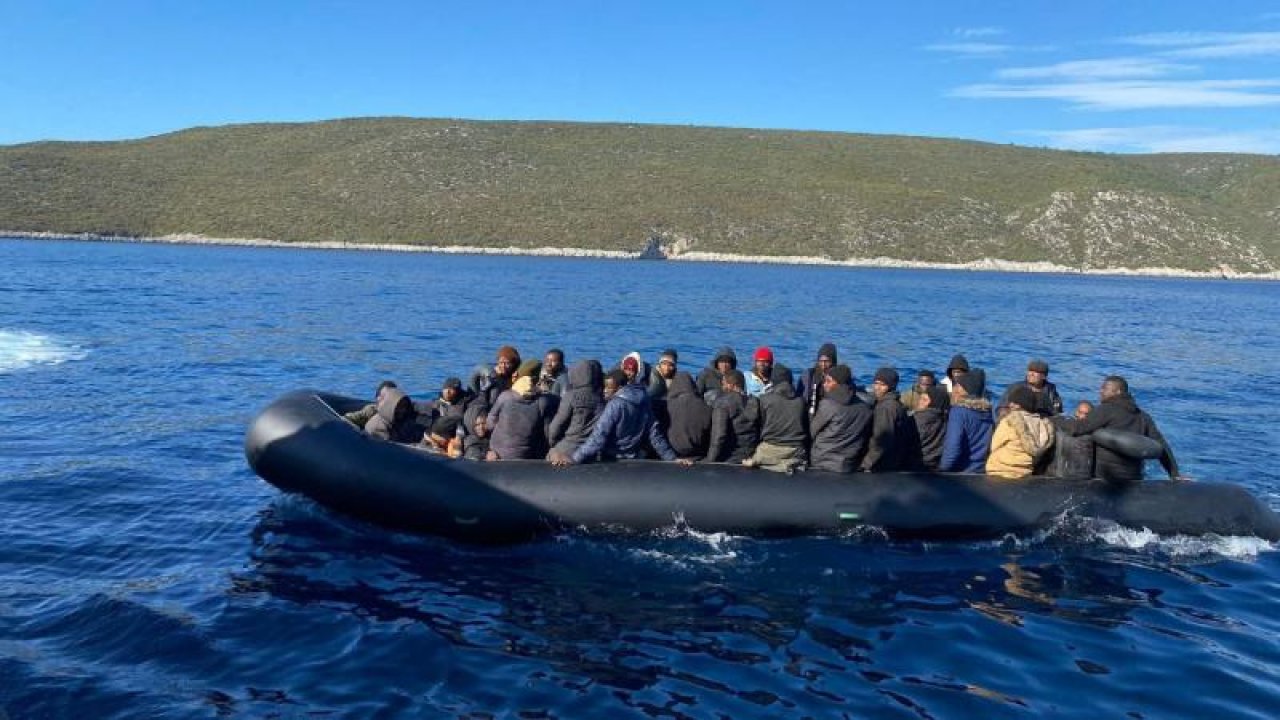 37 Düzensiz Göçmen Kurtarıldı